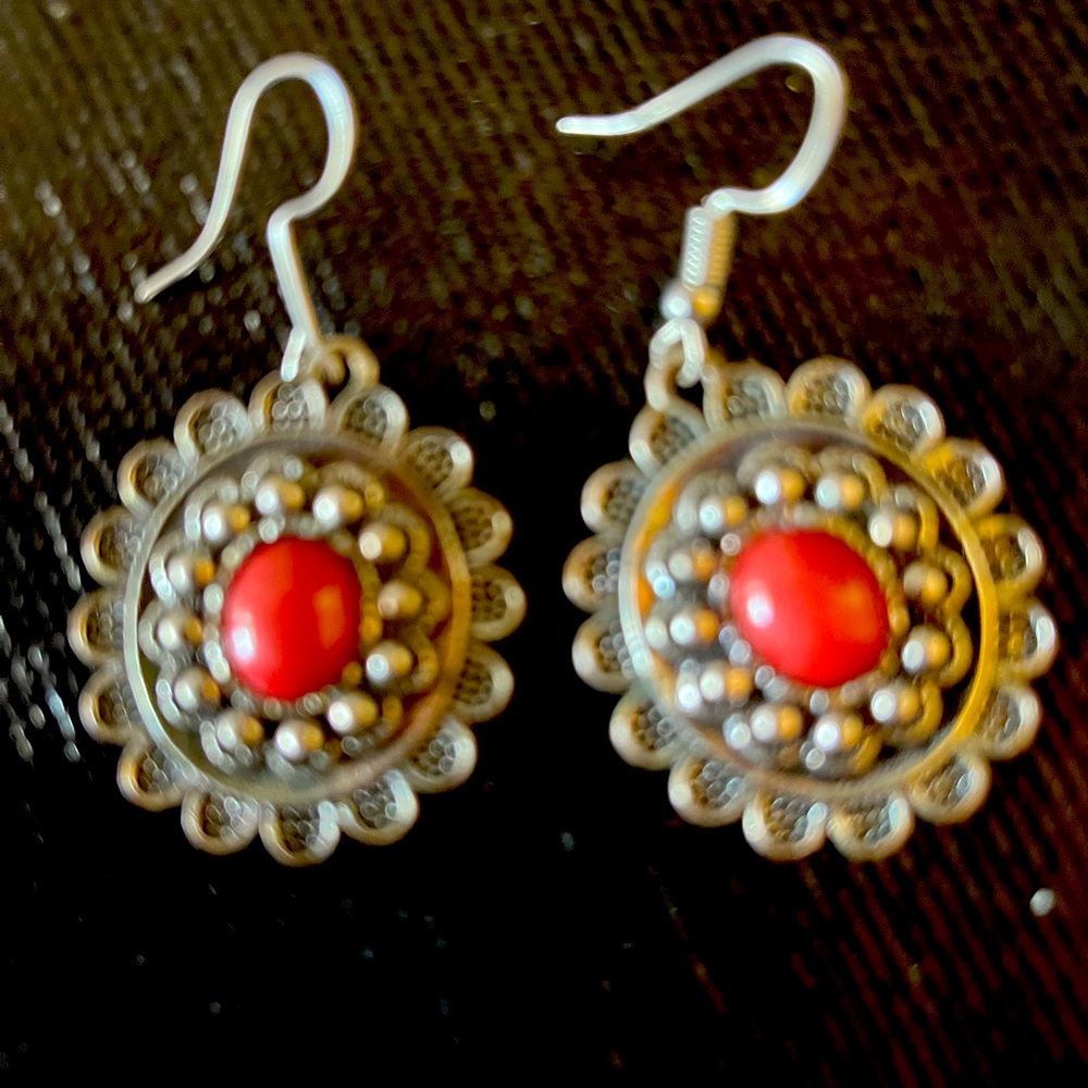 PAPARAZZI DANGLE EARRINGS